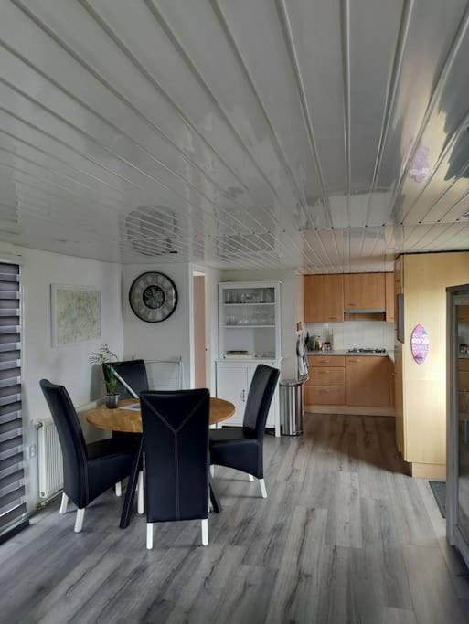 Chalet Midden In De Natuur! Anloo Bagian luar foto