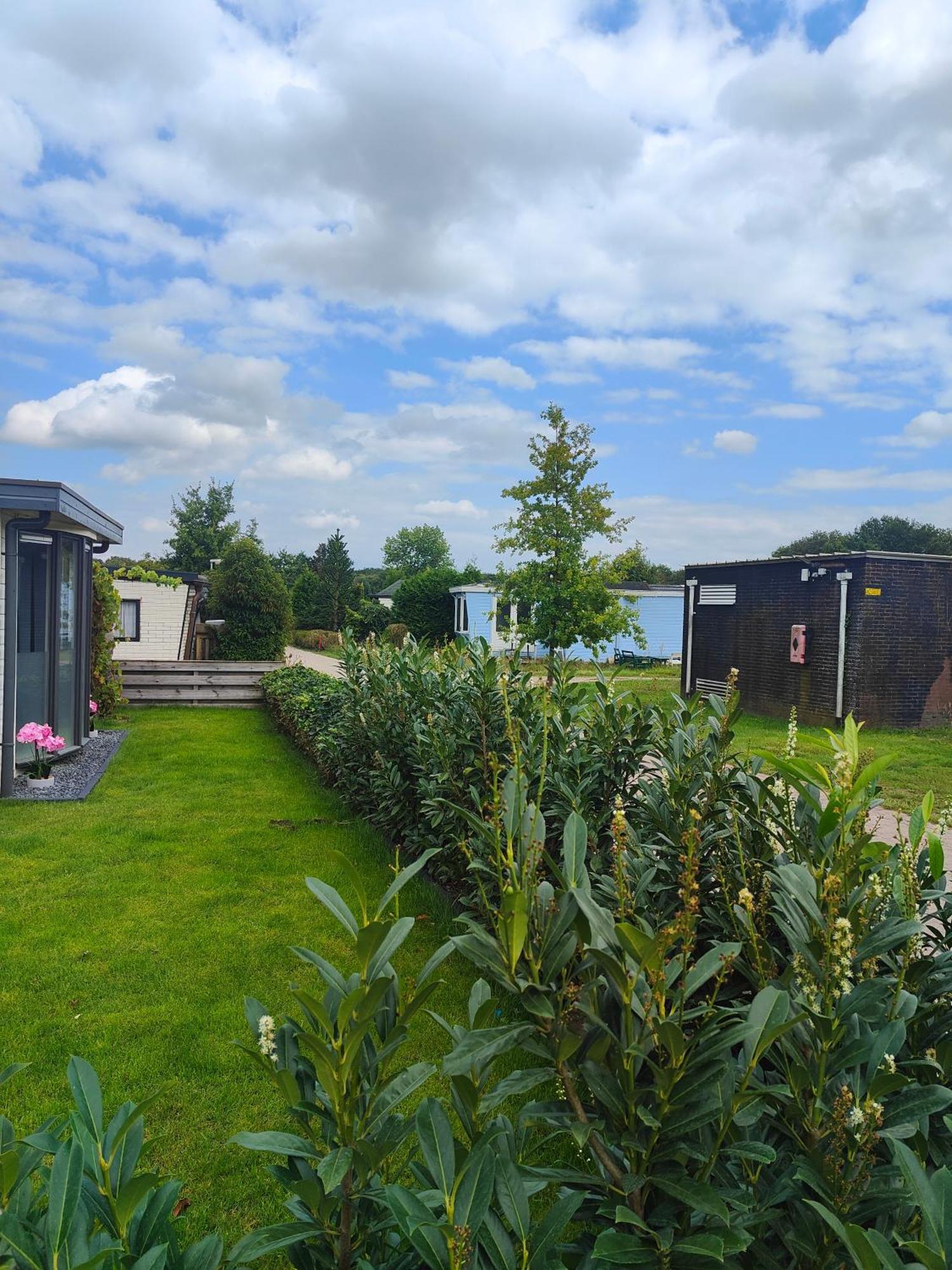 Chalet Midden In De Natuur! Anloo Bagian luar foto